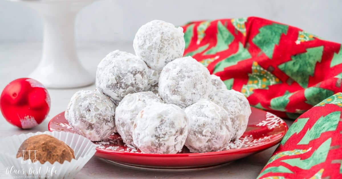 Traditional Boozy Rum Balls With Vanilla Wafers Blues Best Life