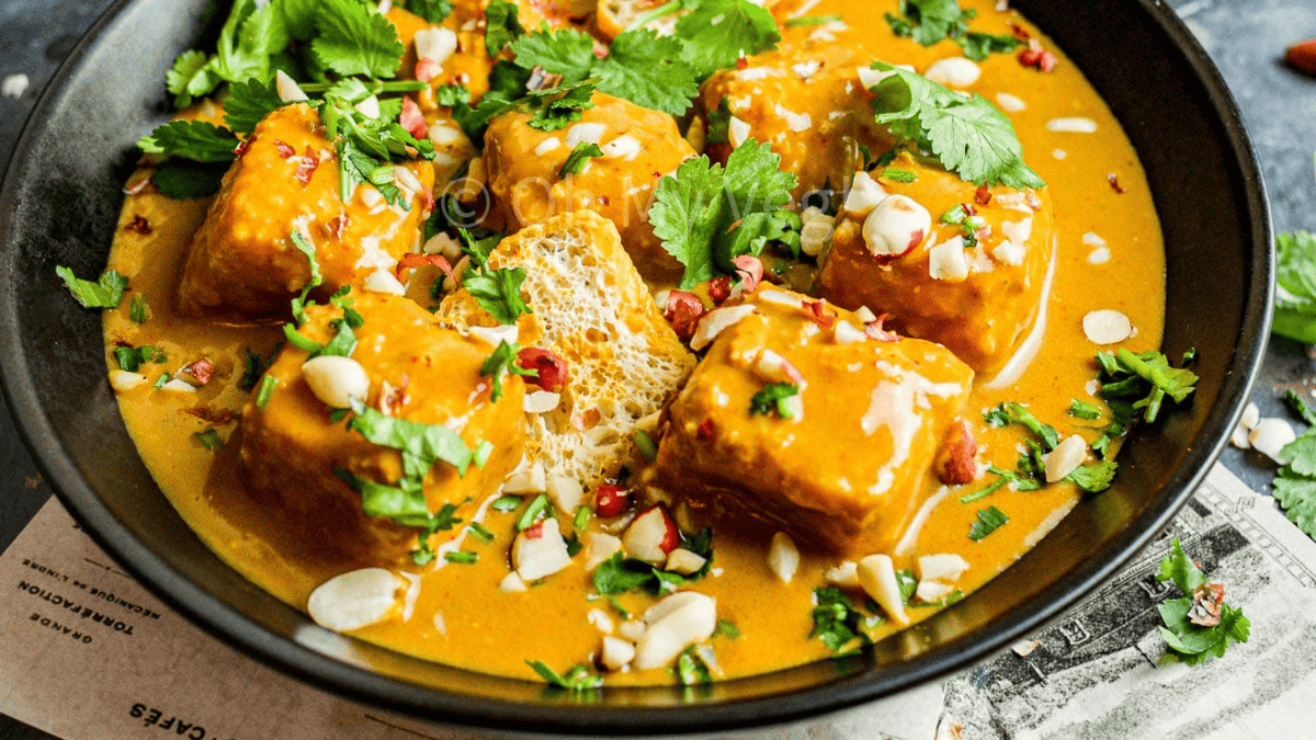 Creamy Tofu Satay Curry