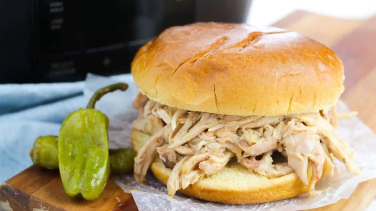 Crock Pot Mississippi Chicken