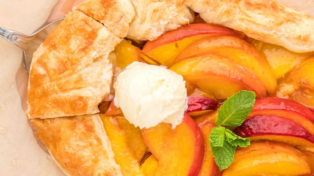 Peach Galette With Puff Pastry