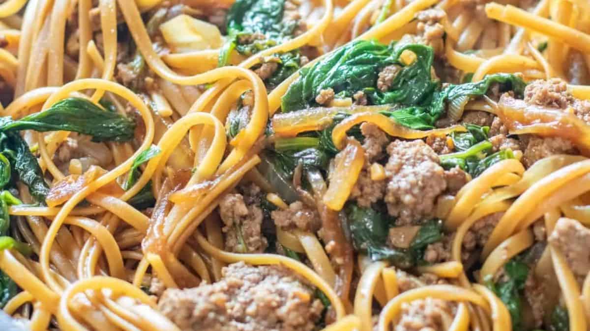 Beef And Spinach Noodles