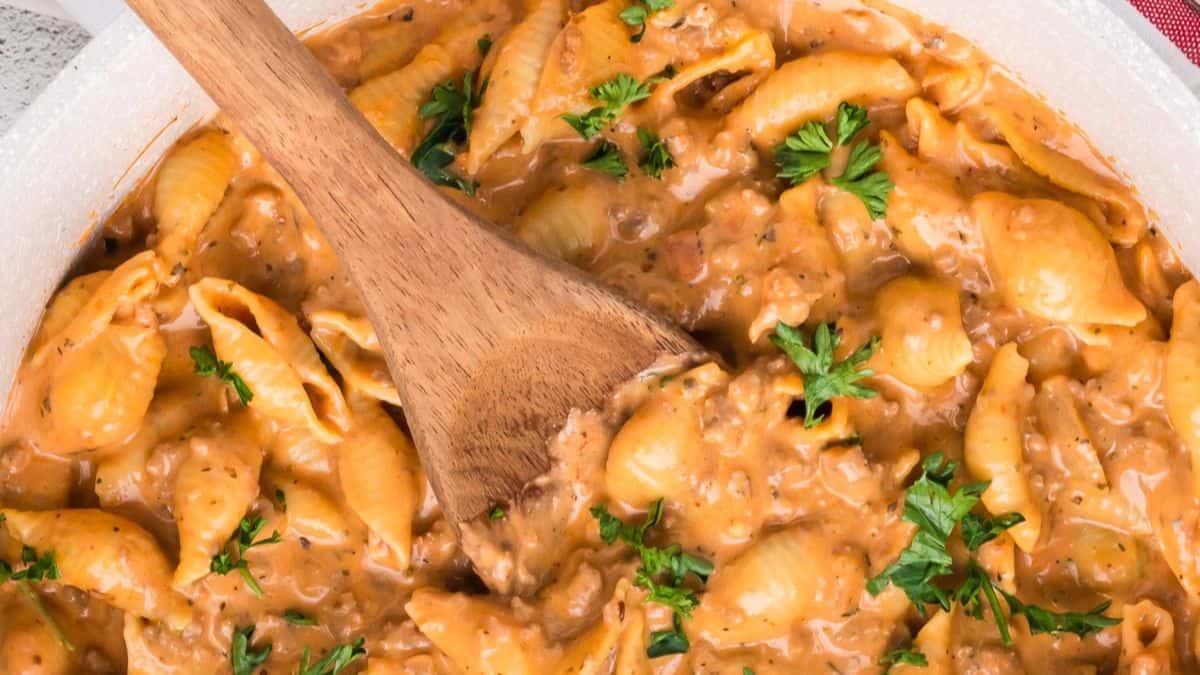 Creamy Beef Pasta (30 Minutes)