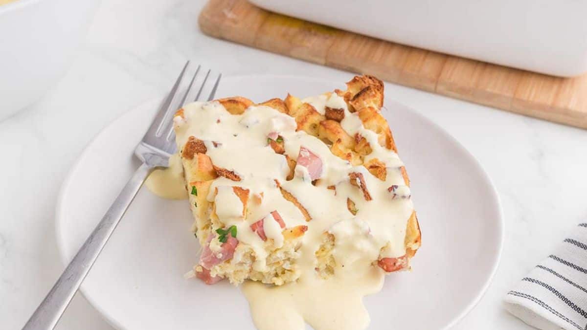 Overnight Eggs Benedict Casserole