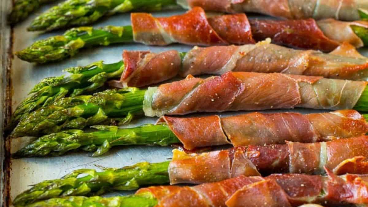 Prosciutto Wrapped Asparagus