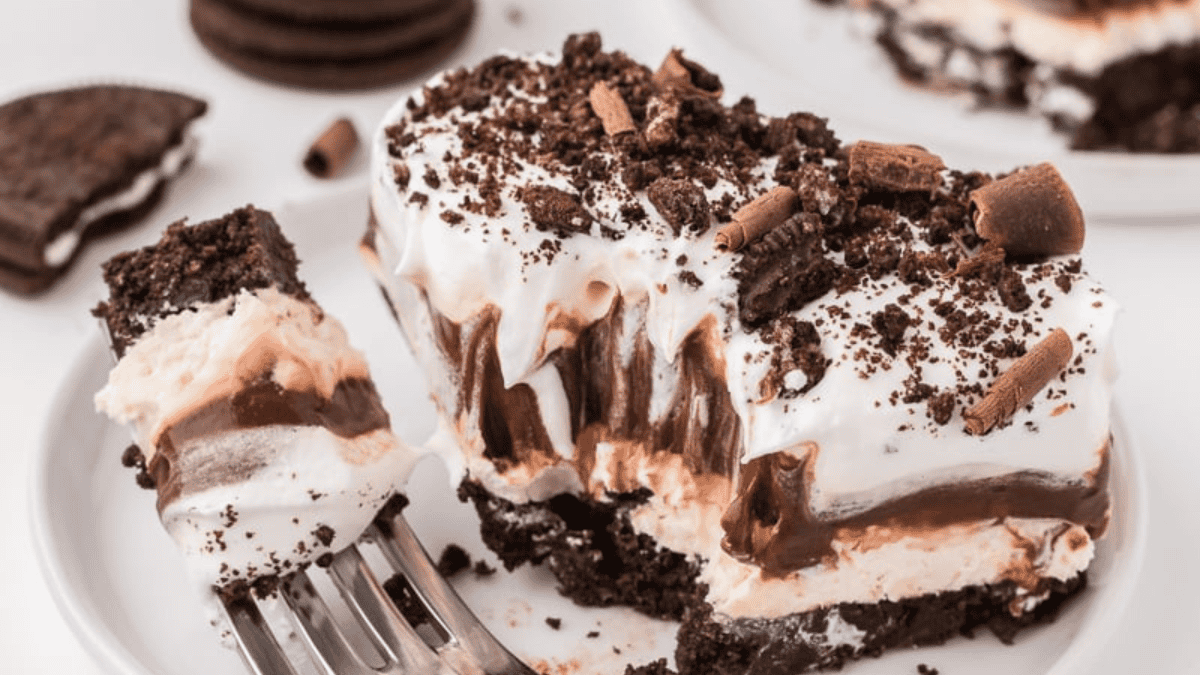No Bake Chocolate Lasagna