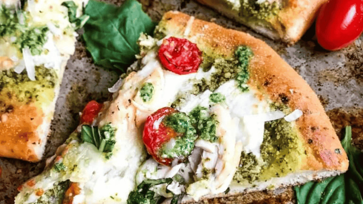 Chicken Pesto Caprese Pizza