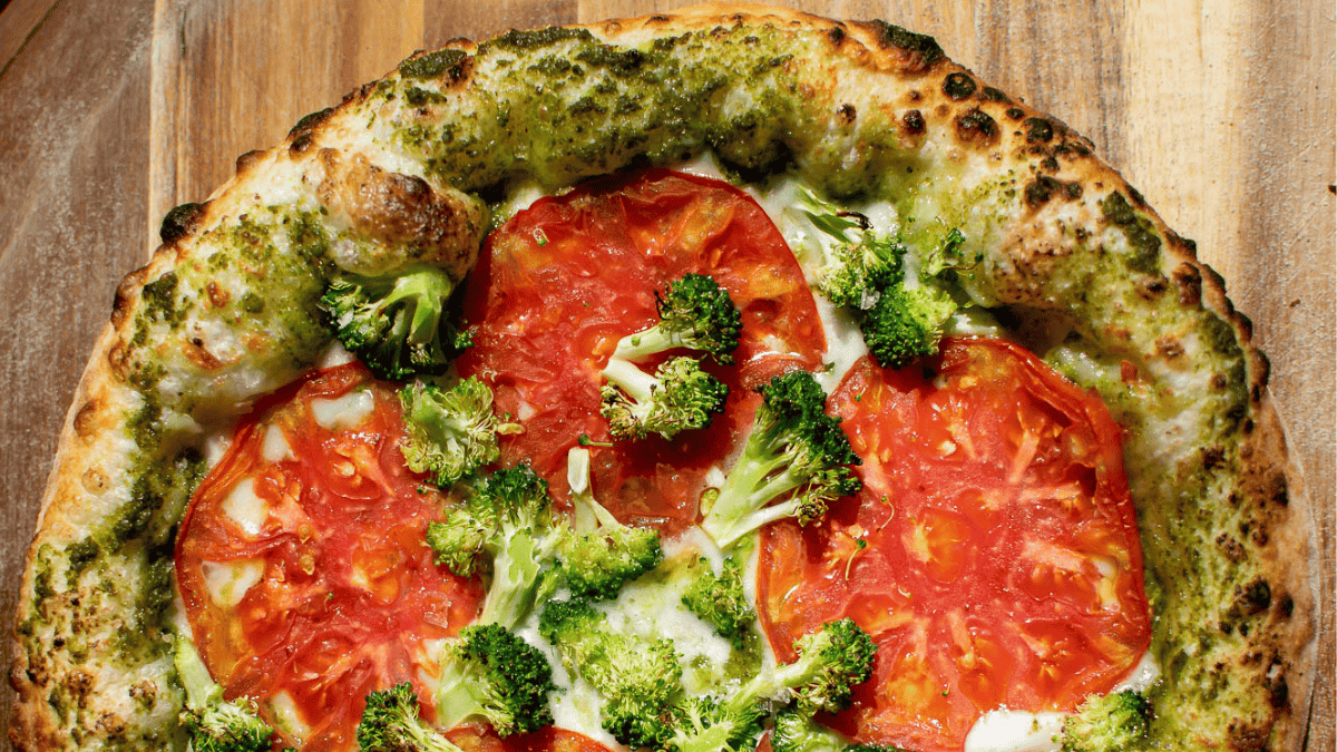 Pesto Pizza with Tomatoes and Broccoli