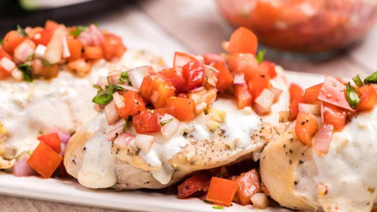 Slow Cooker Bruschetta Chicken
