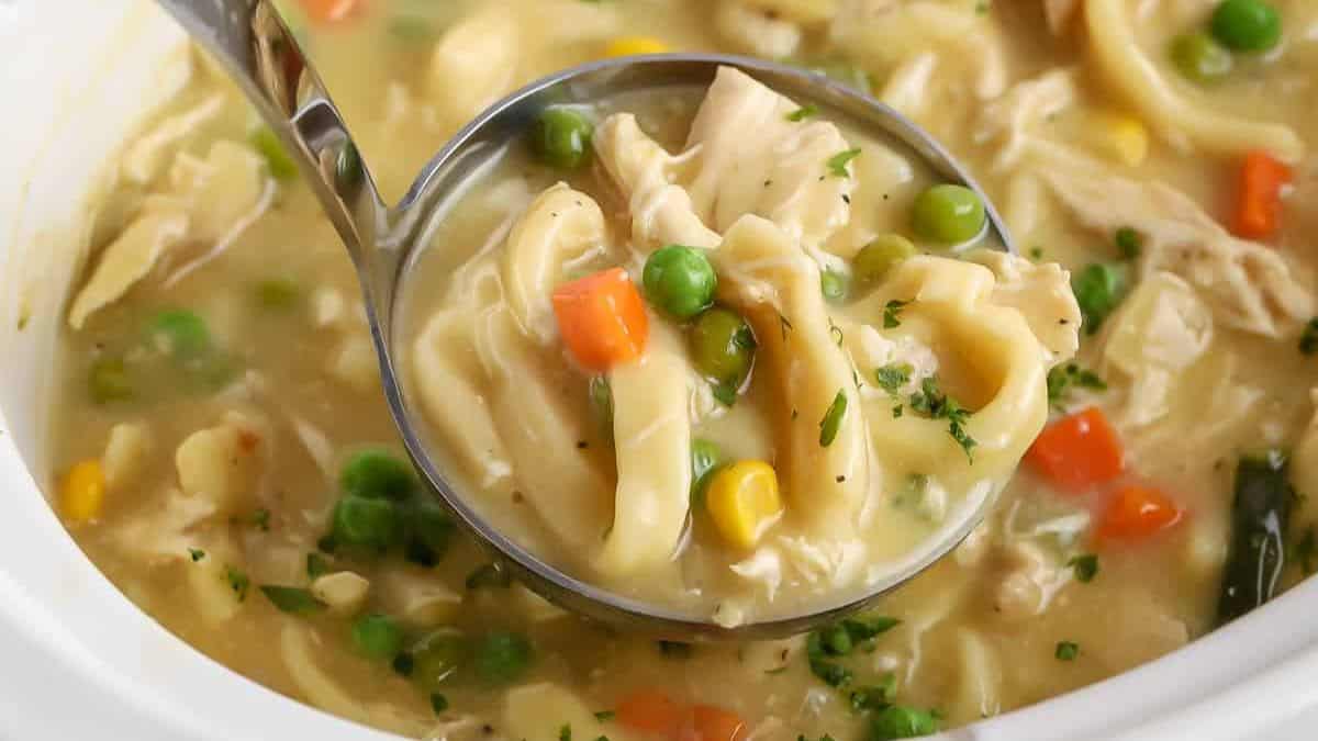 Crock Pot Chicken and Noodles