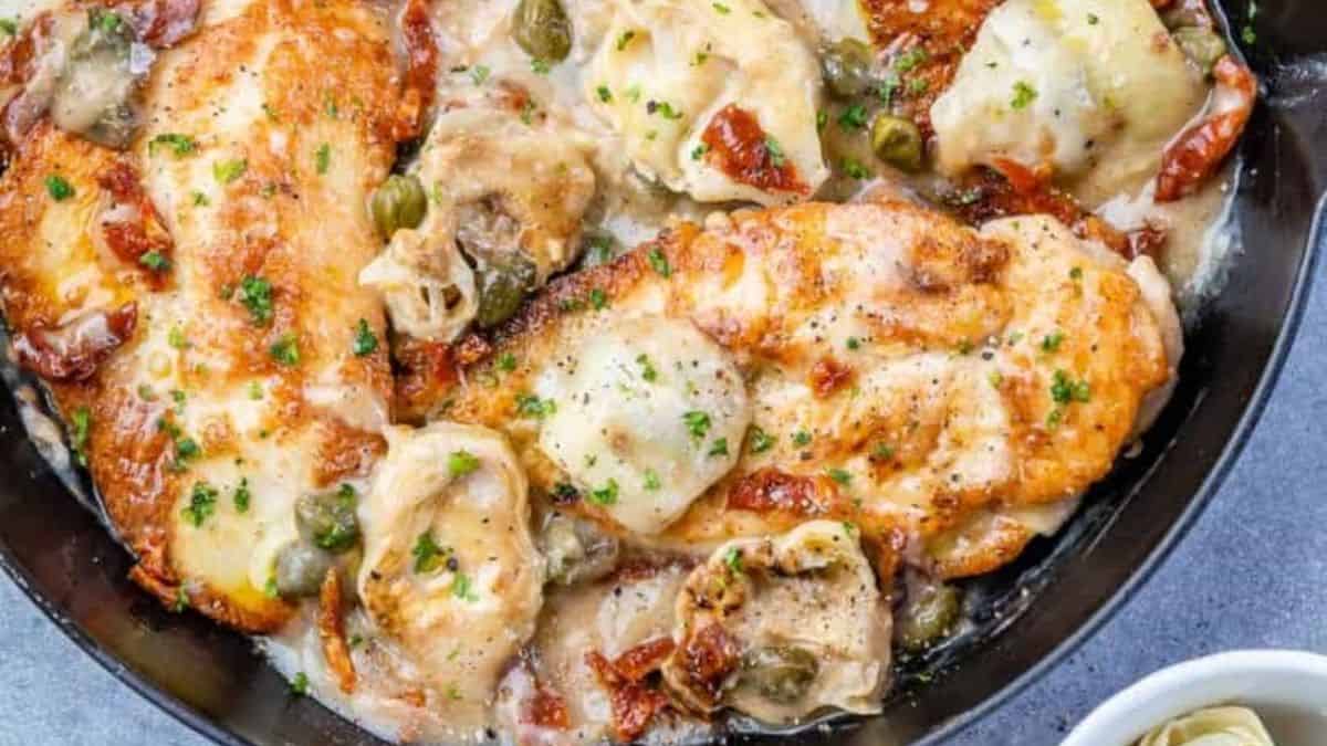 Mediterranean Chicken Skillet