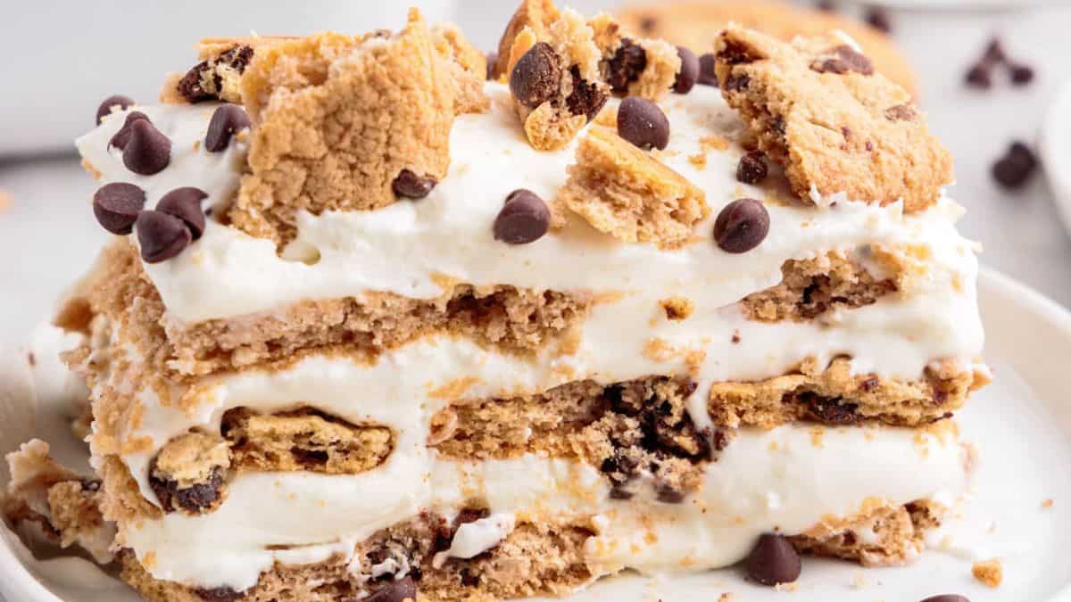 Chocolate Chip Cookie Icebox Cake