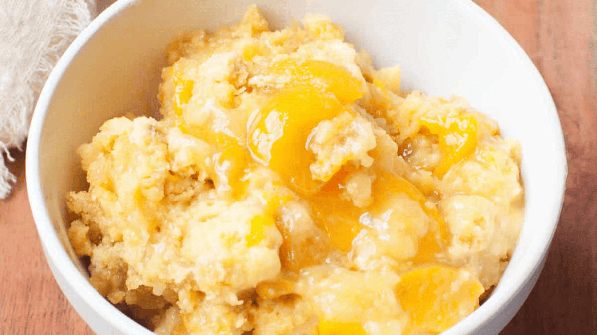 Crockpot Peach Cobbler with Cake Mix