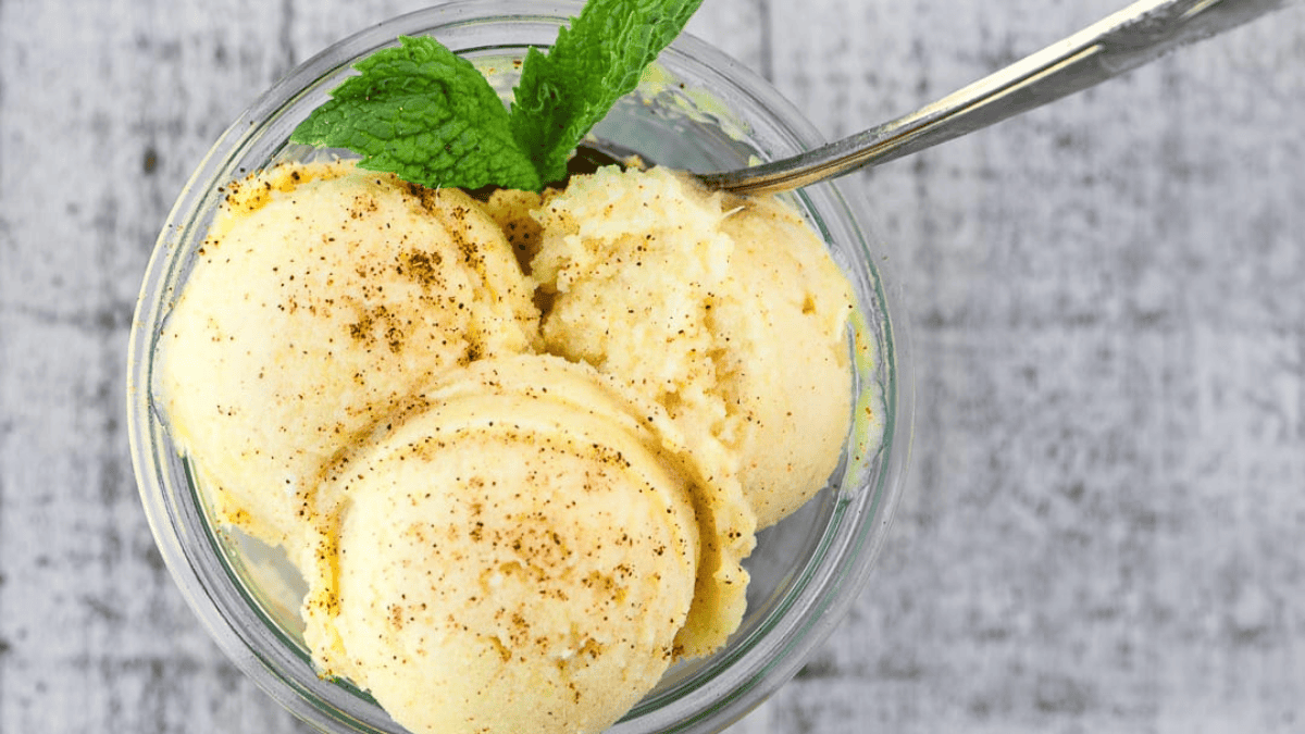No Churn Pineapple Chile Sorbet