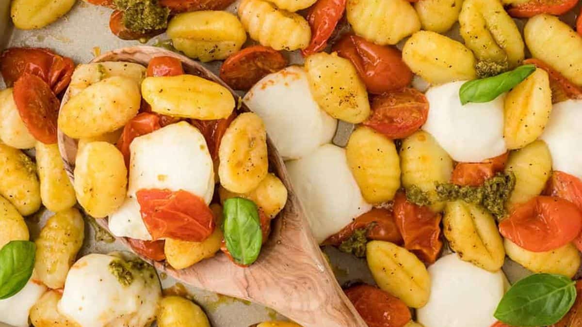 Caprese Gnocchi Sheet Pan Recipe