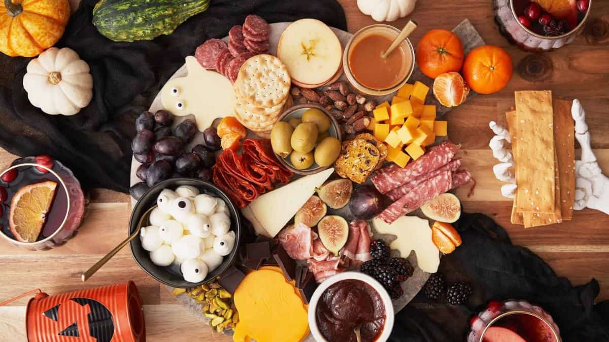 Halloween Charcuterie Board