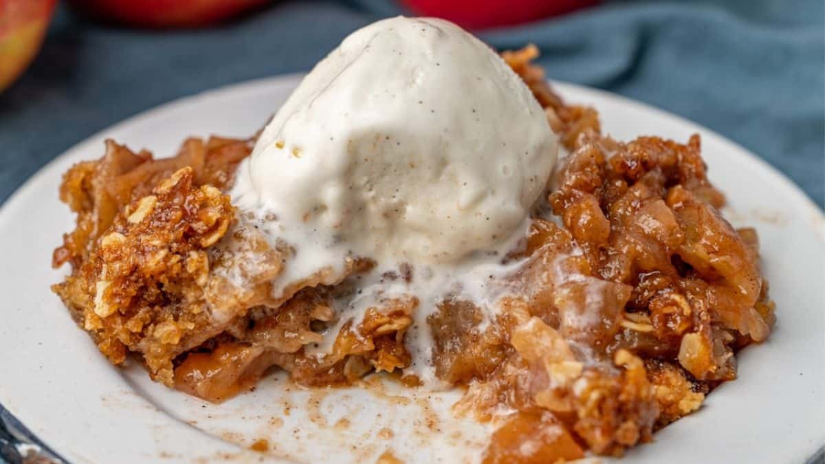 Slow Cooker Apple Crisp