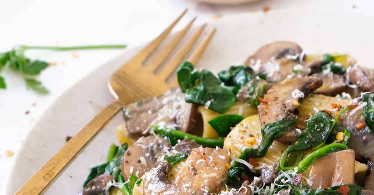 Spinach Mushroom Pasta