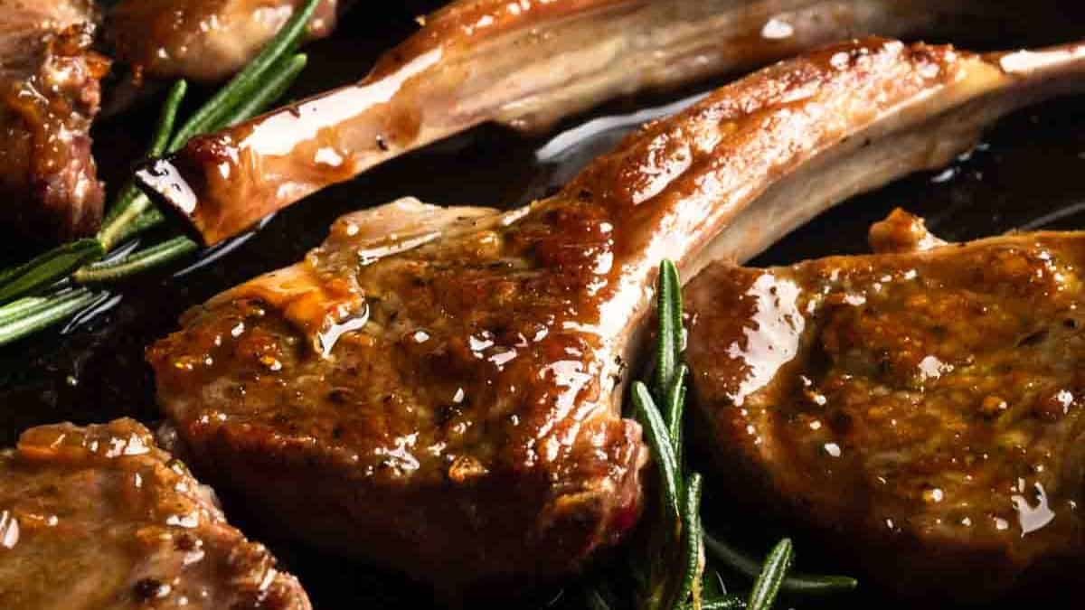 Cast Iron Lamb Chops with Rosemary and Balsamic