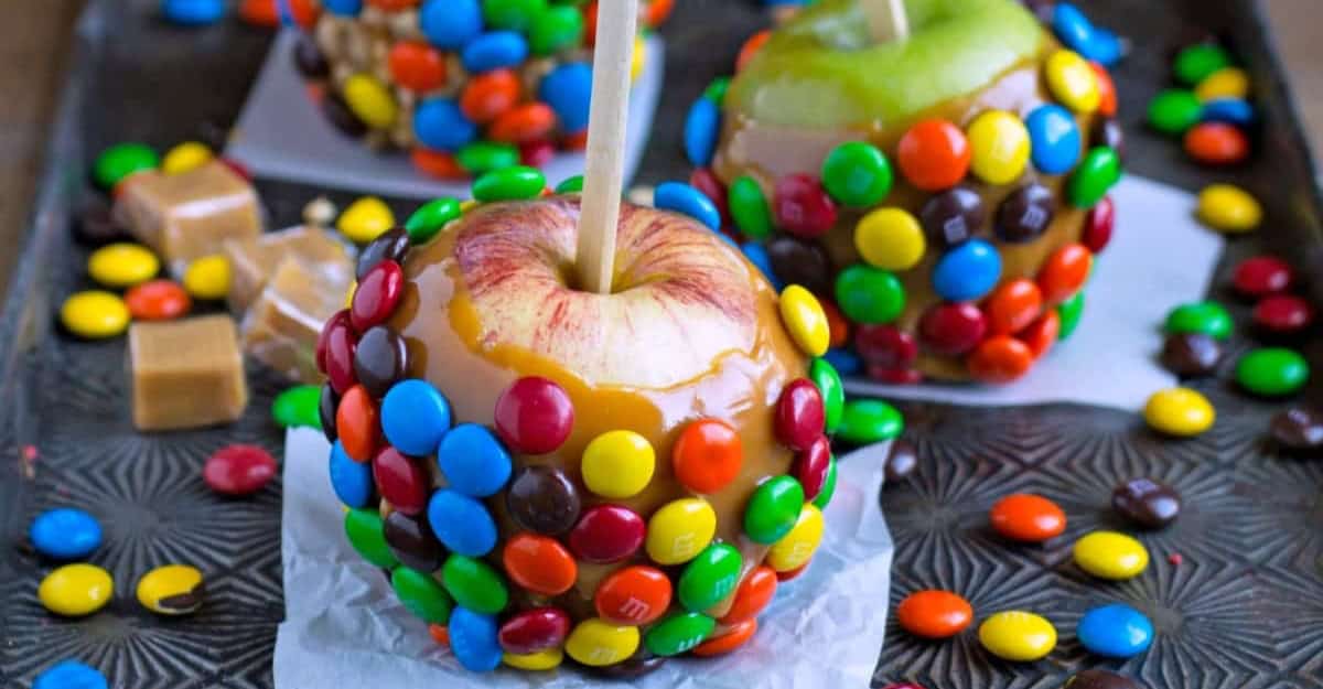 M&M Caramel Apples