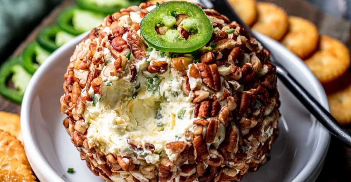 Pecan Jalapeño and Gouda Cheese Ball
