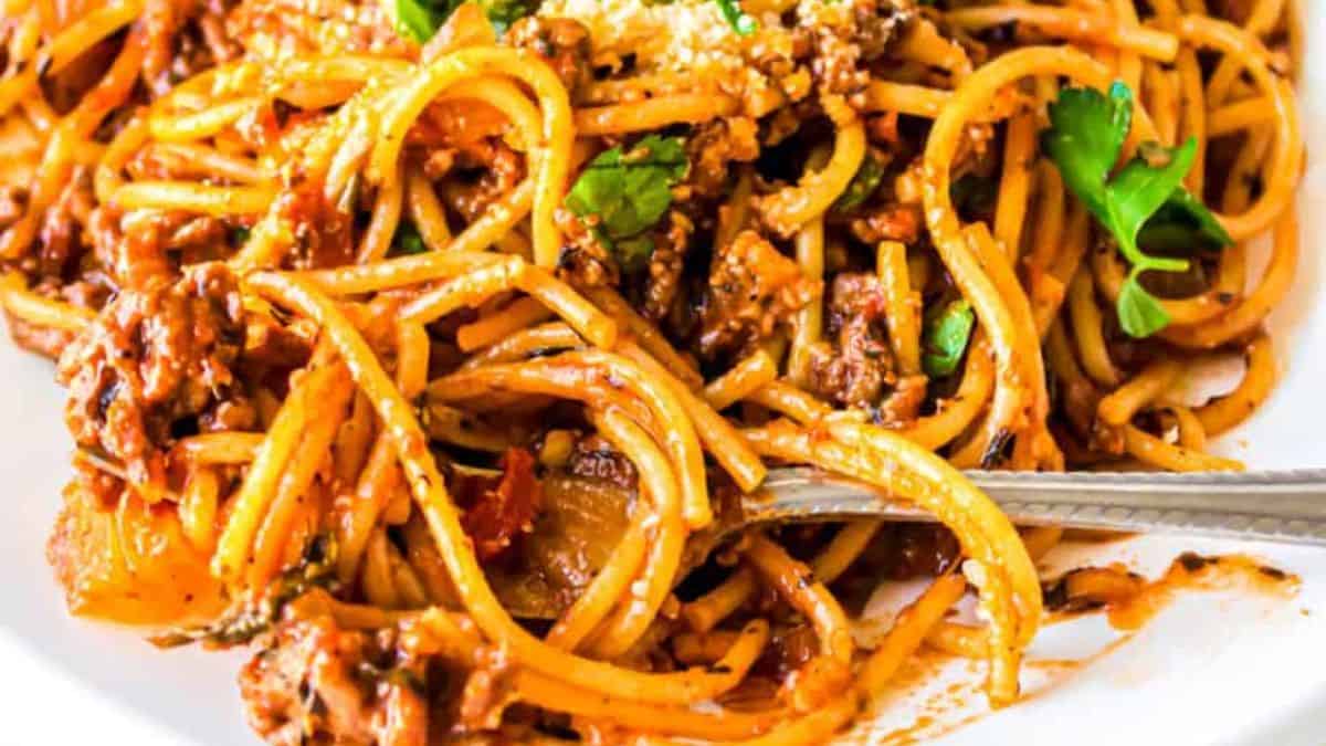 One Pot Ground Turkey Spaghetti