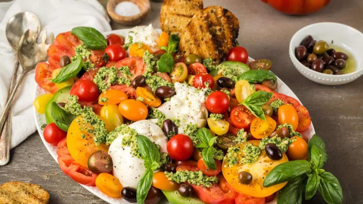 Burrata with Tomatoes and Pesto