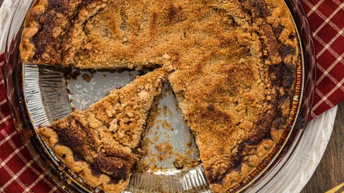 Amish Shoofly Pie