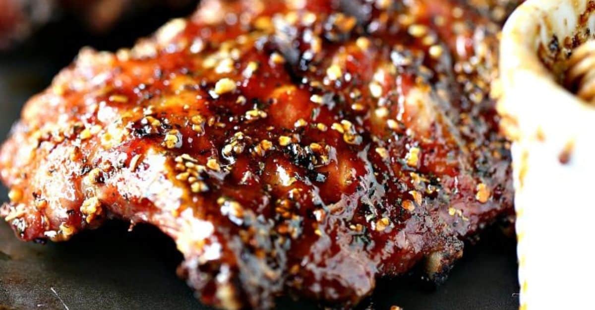 Easy Grilled Honey-Garlic Ribs