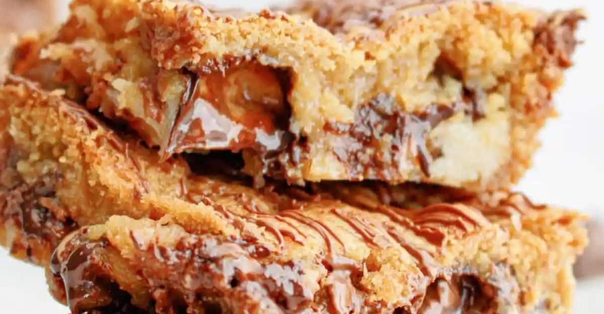 Peanut Butter Cup Cookie Bars