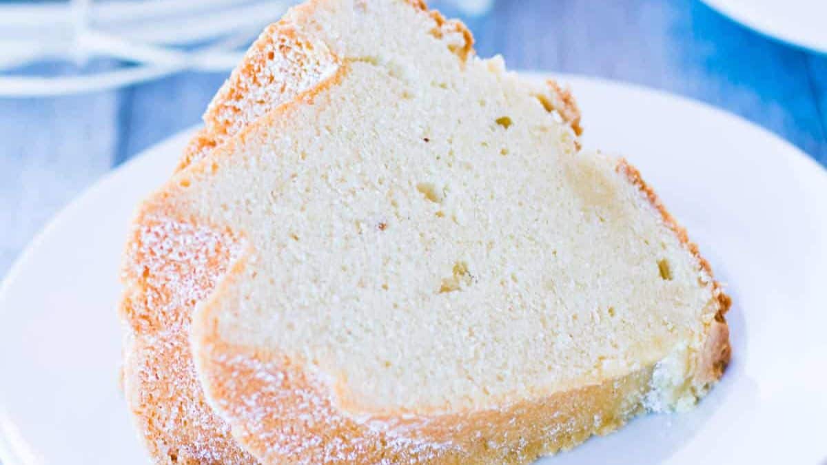 Old Fashioned Pound Cake