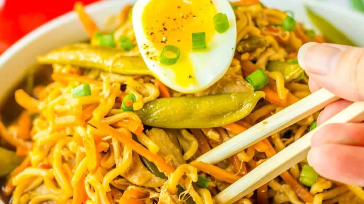 Slow Cooker Chicken Ramen