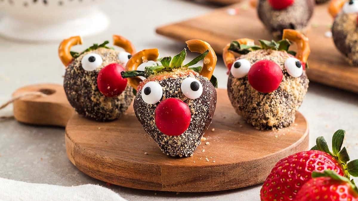 Chocolate Covered Strawberry Reindeer