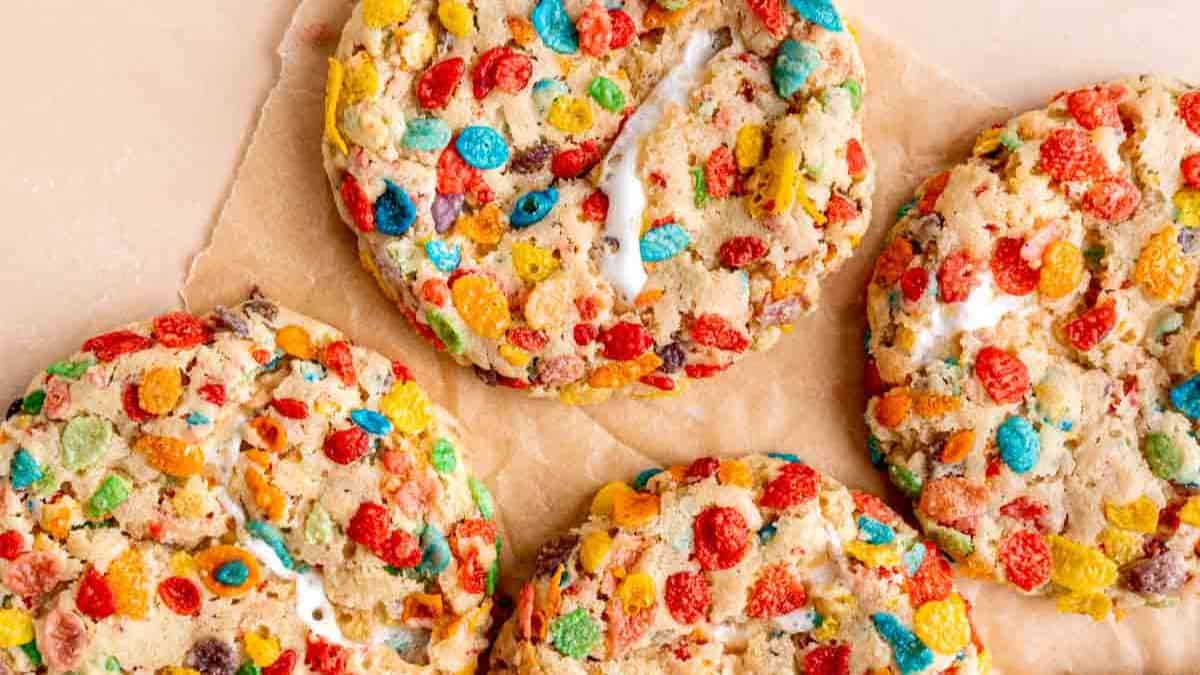 Fruity Pebble Marshmallow Cookies