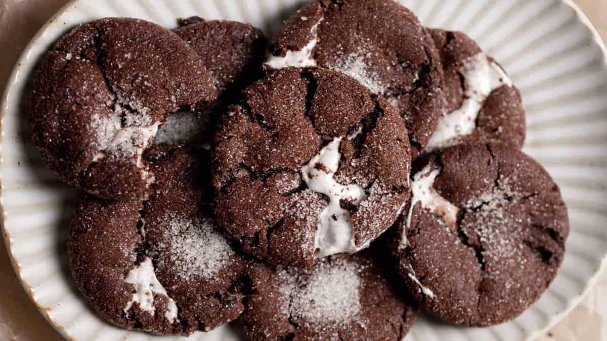 Mocha Chocolate Marshmallow Cookies