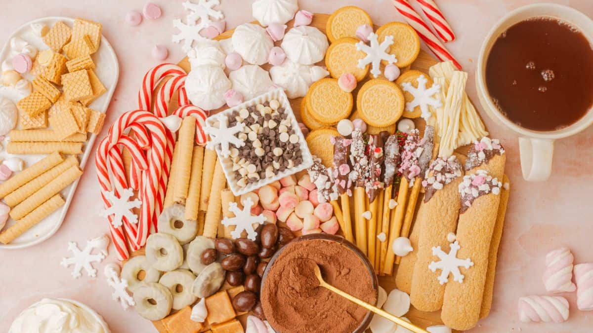 a hot chocolate charcuterie board.