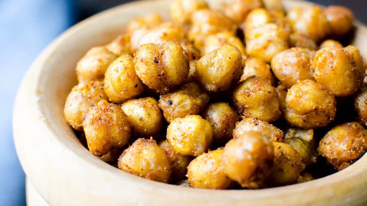 A serving of crispy spiced chick peas.