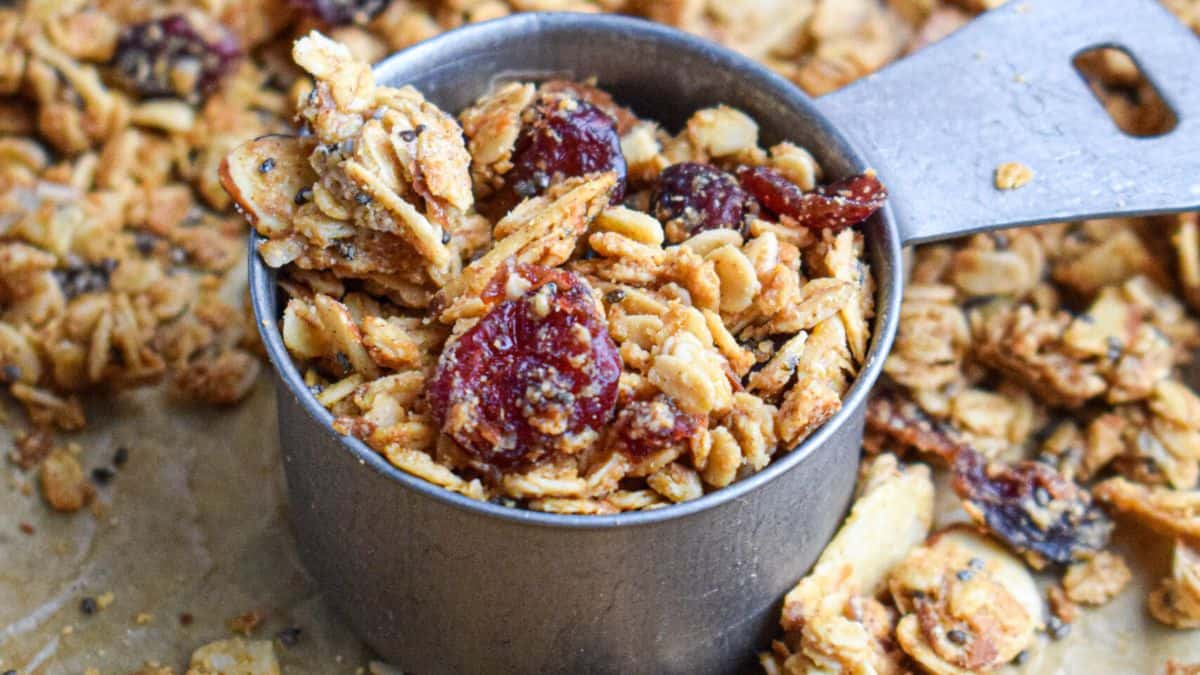 A cup of almond granola.