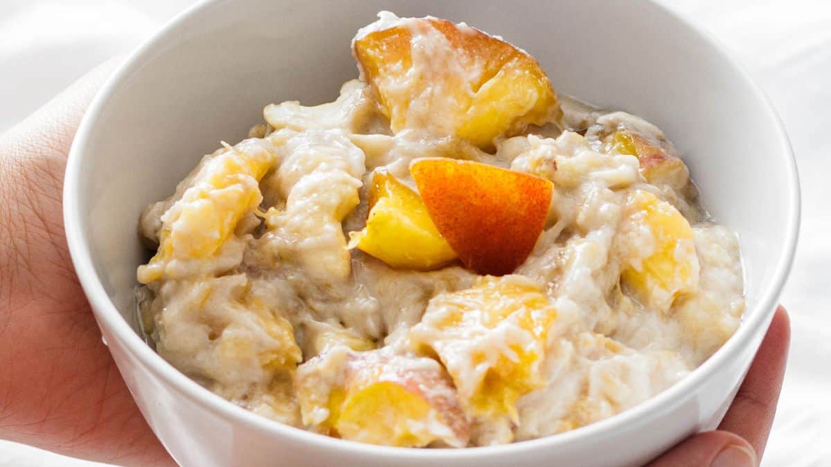 Bowl of 1-minute vegan banana coconut pudding.