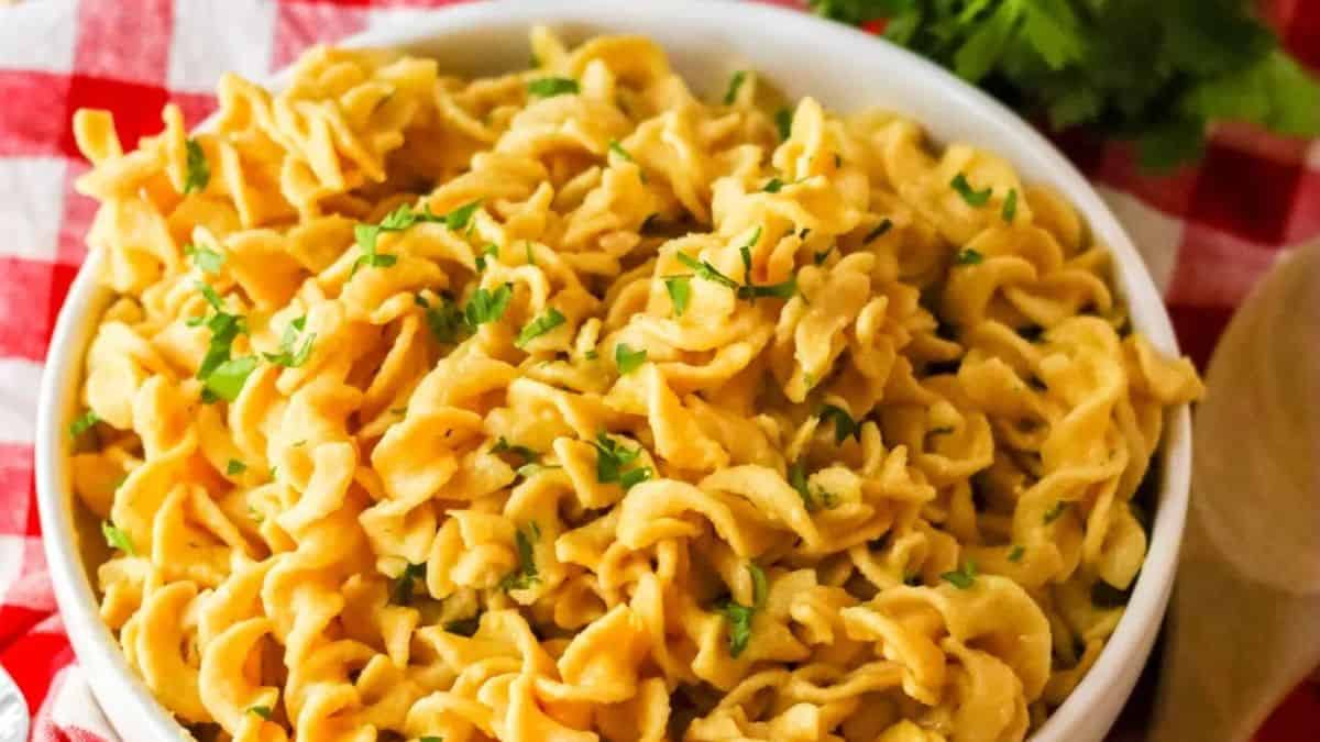 A bowl of freshly cooked cafeteria noodles.