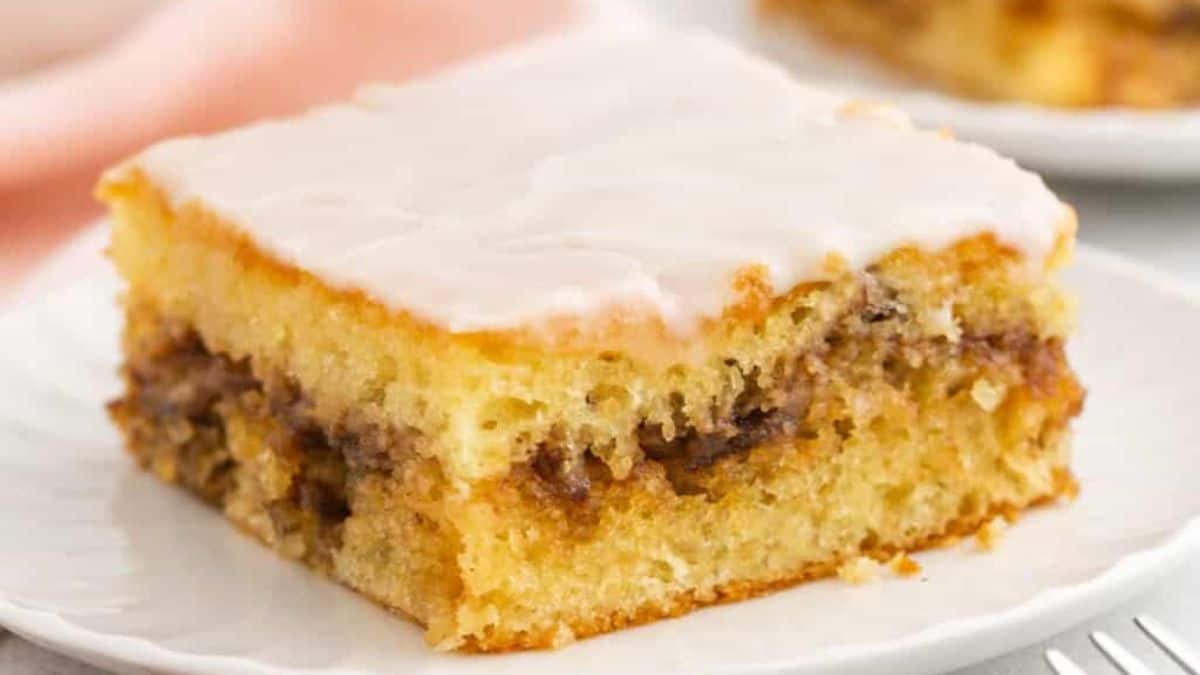 Slice of honey bun cake.
