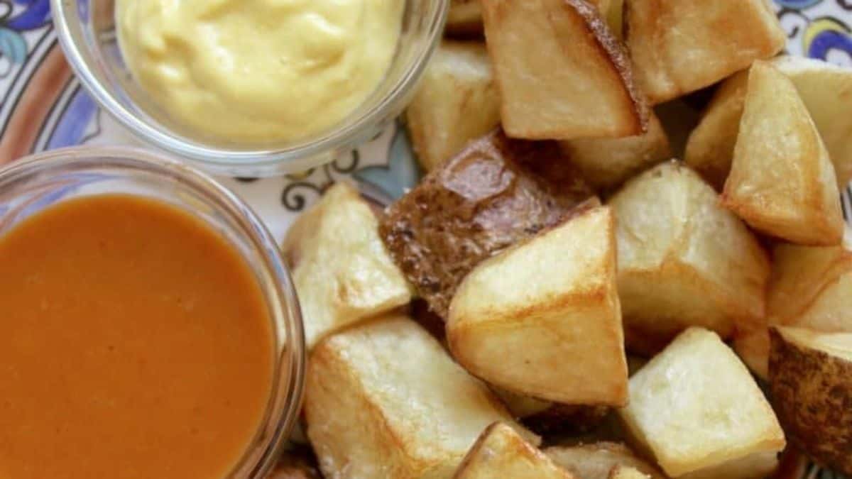 Spicy Spanish potatoes with aioli sauce.