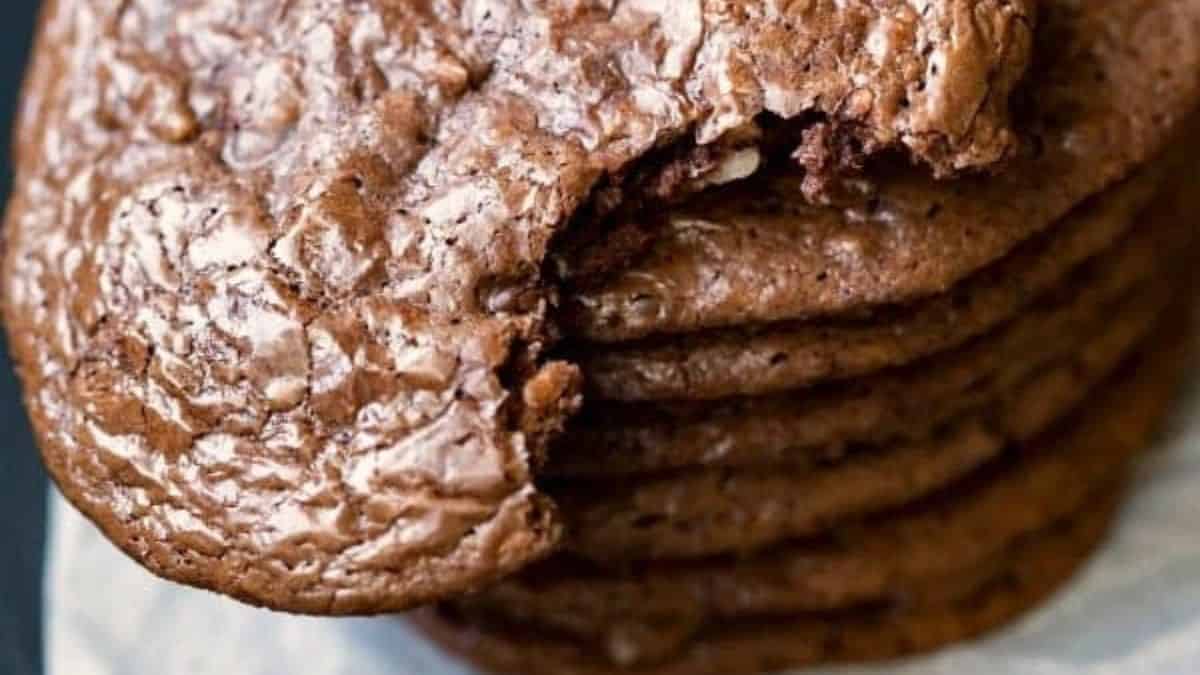 Stack of almond flourless joy cookies.