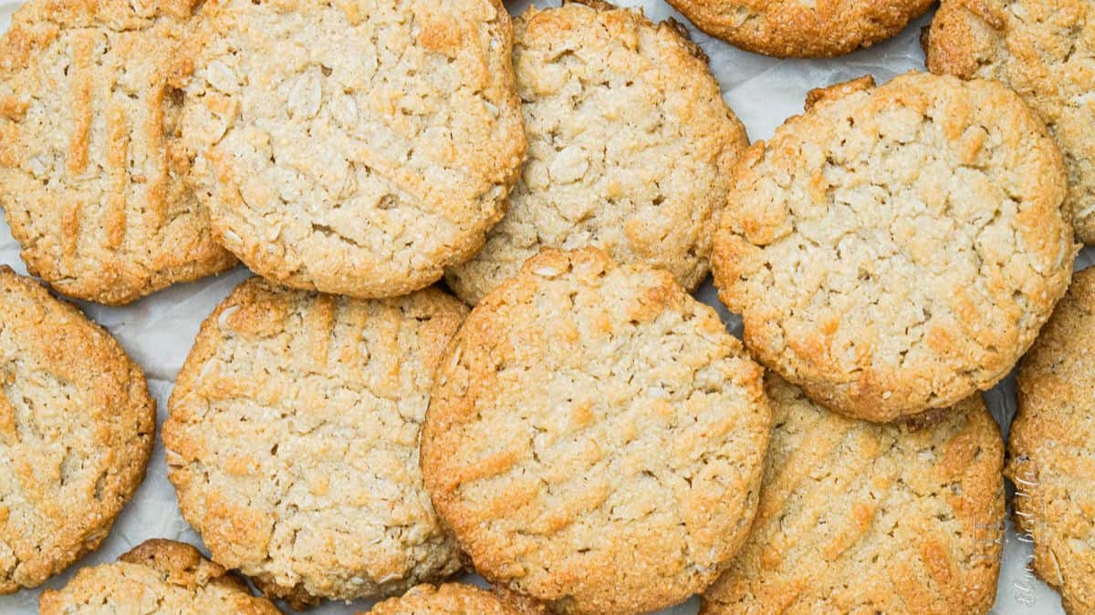Perfectly cooked almond flour peanut butter cookies.
