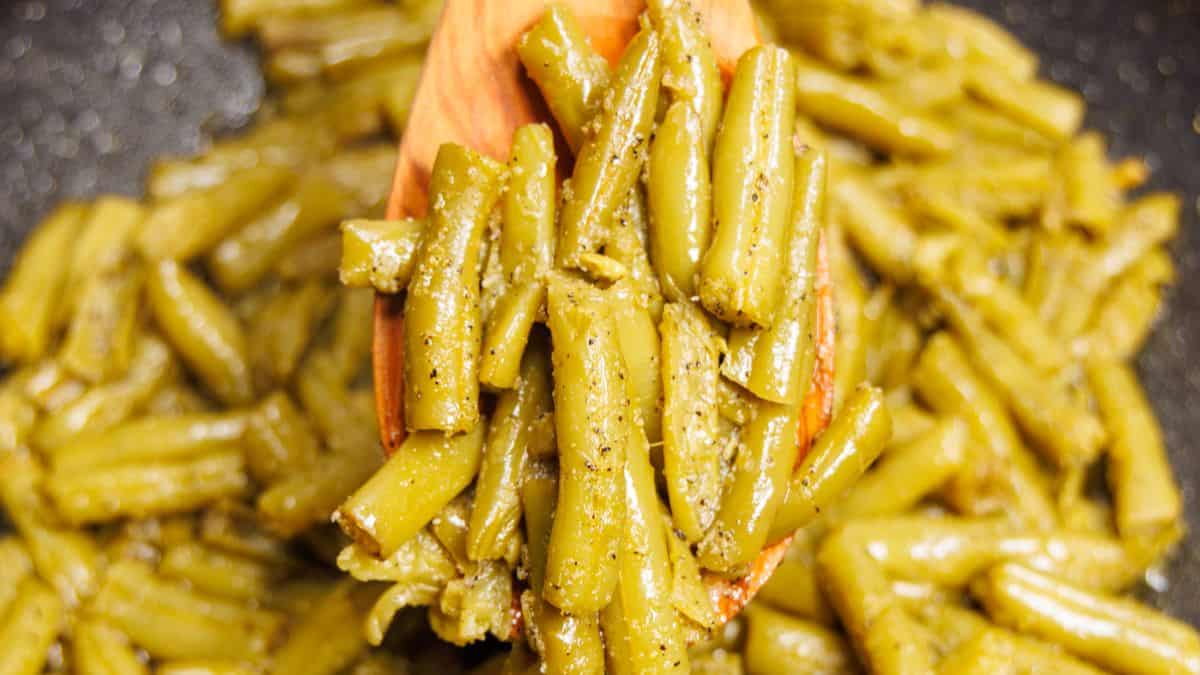 Seasoned canned green beans.