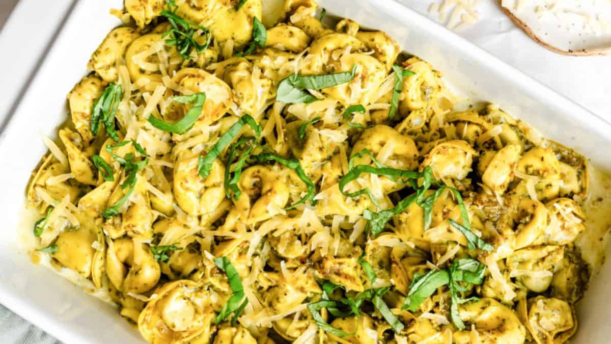 Freshly cooked cheesy pesto tortellini.