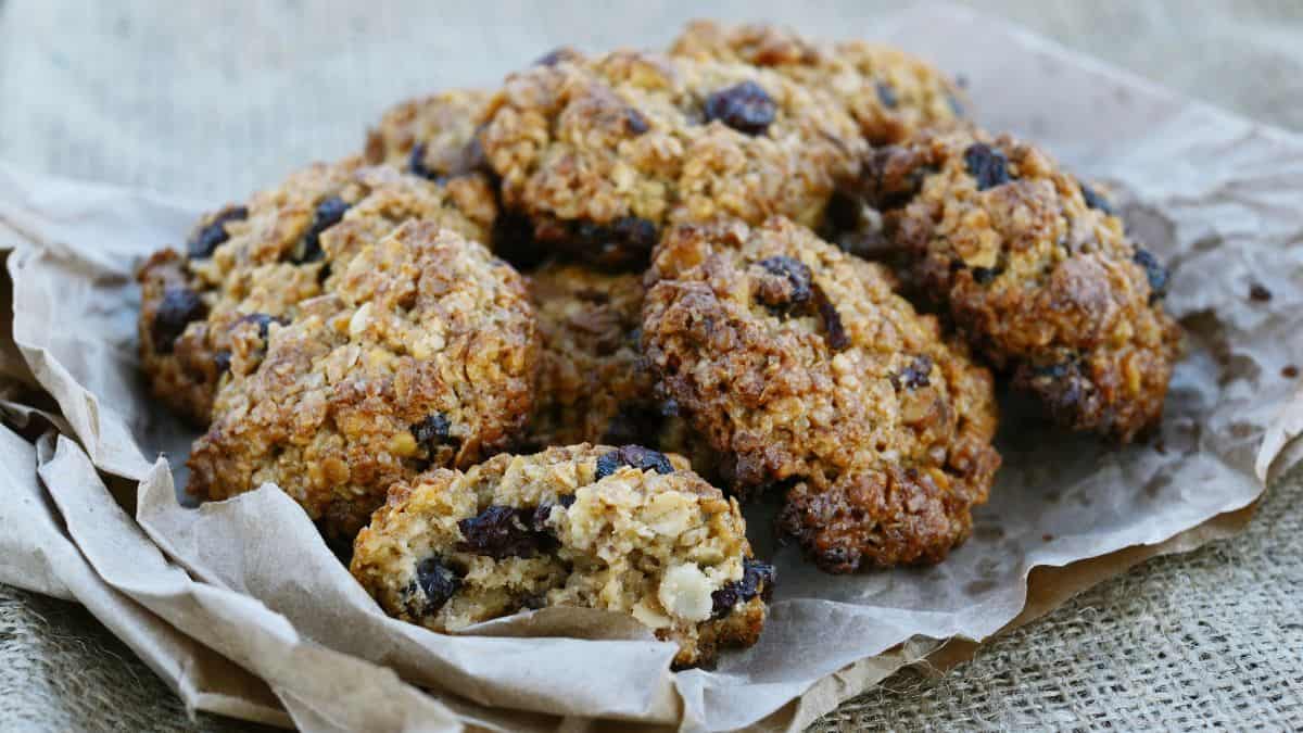 Oatmeal Raisin Cookies