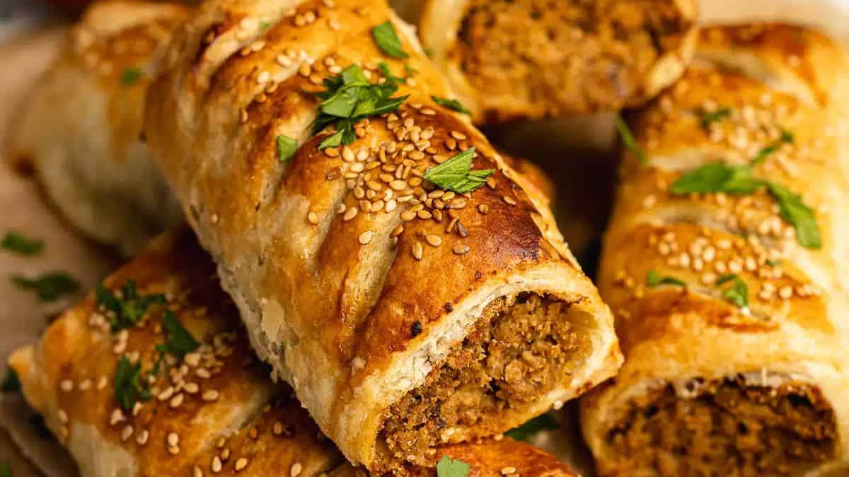 Freshly cooked vegan sausage rolls.