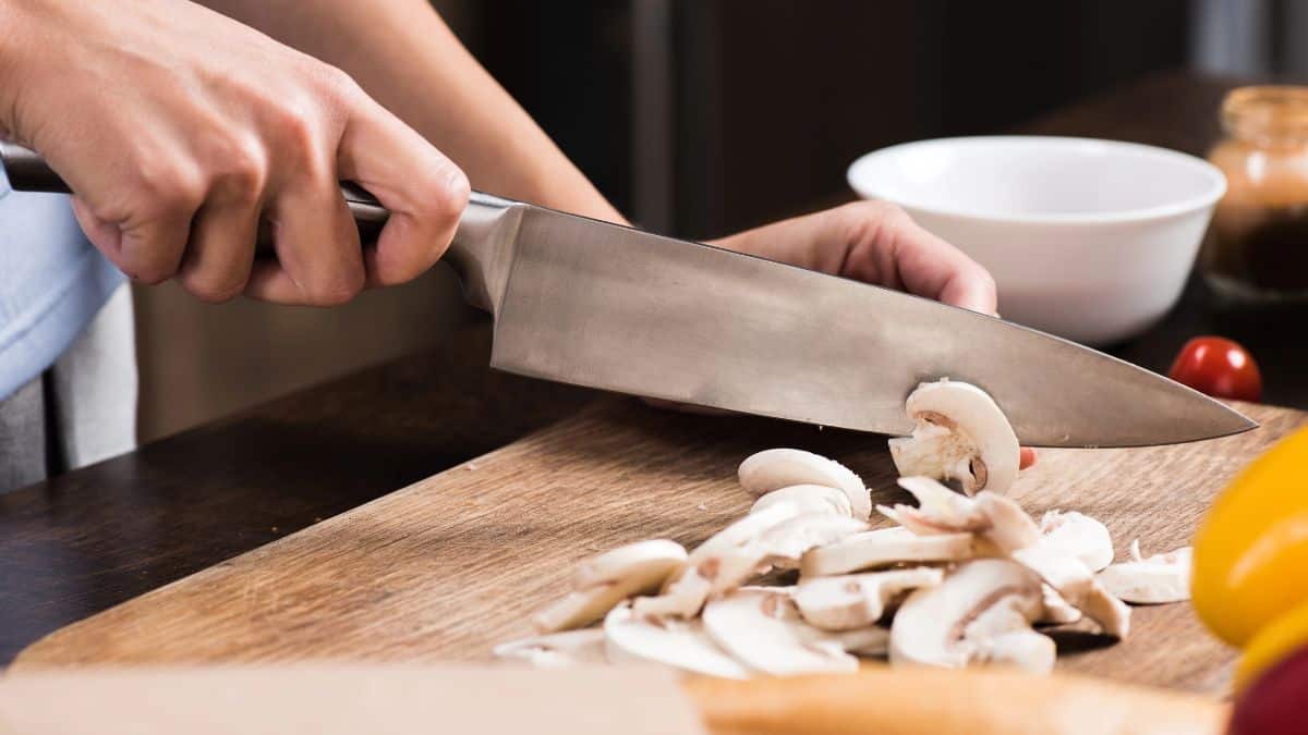 cutting mushrooms