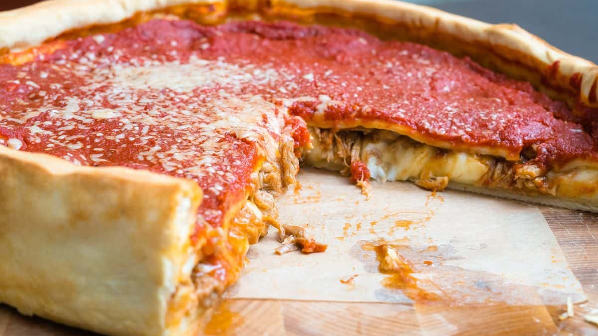 deep-dish pizza