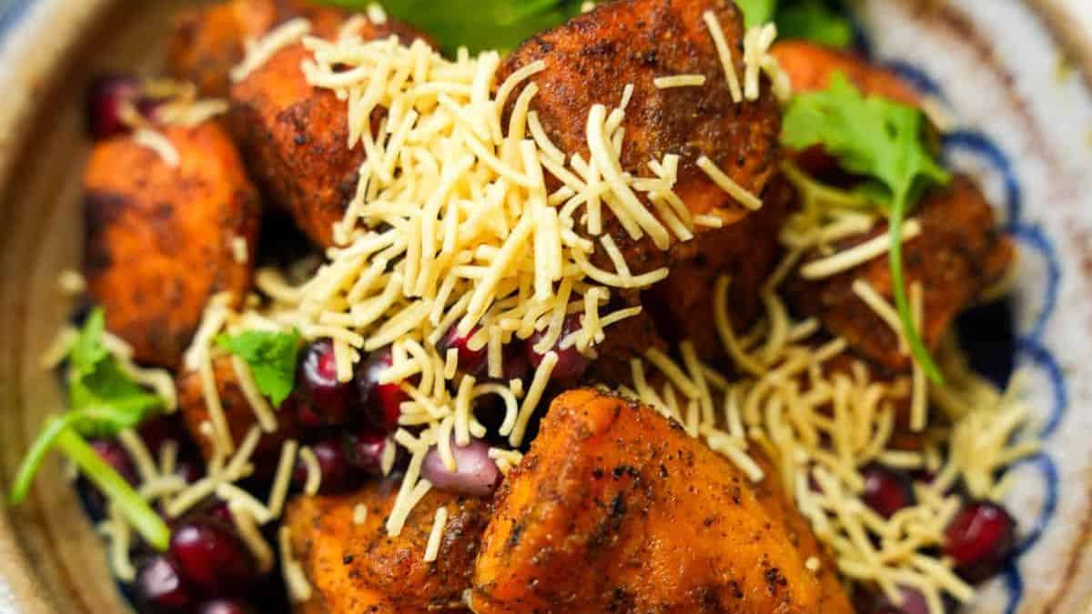 A bowl of Shakarkandi ki chaat.